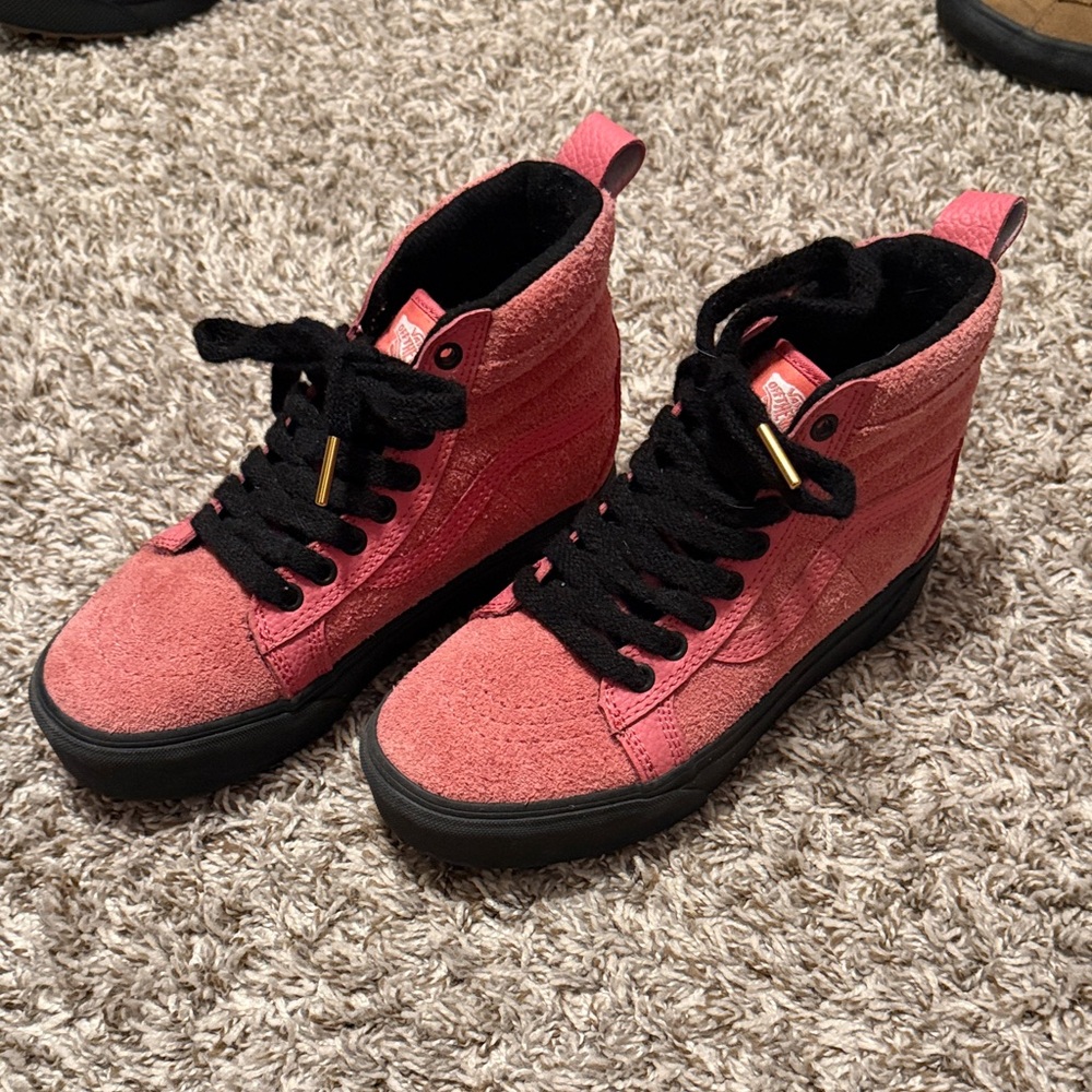 VANS Stylish Pink High-Top Sneakers